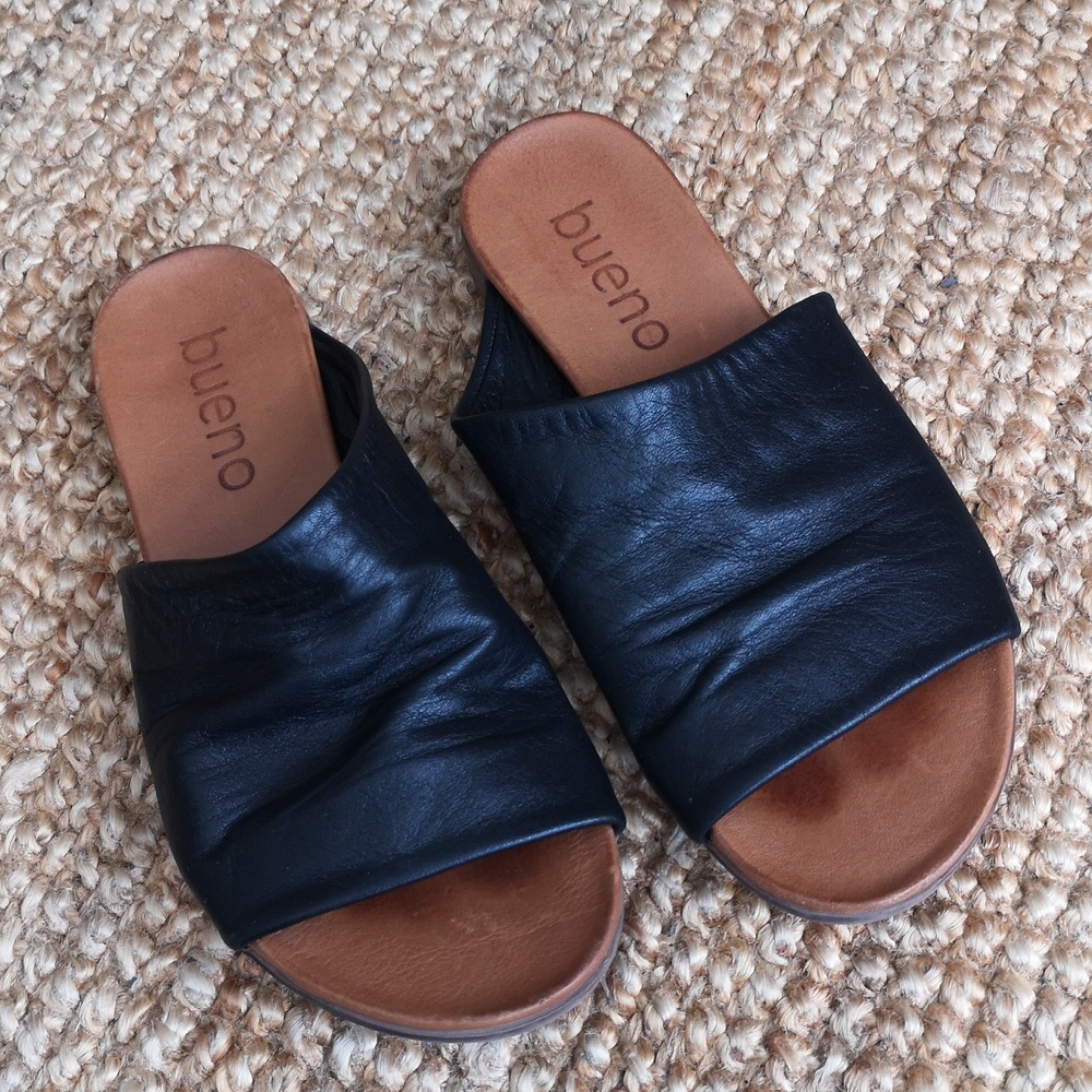 Bueno Black Leather Slide Sandals for Women